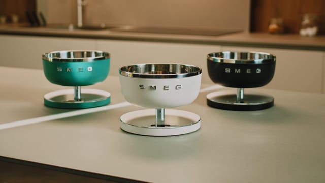 Still from Smeg - KSC01 Digital Kitchen Scale